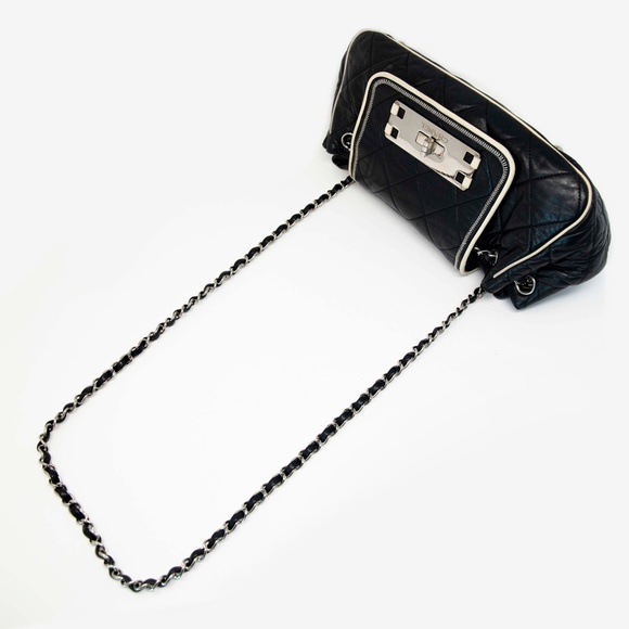 Chanel Lambskin Seasonal Flap Bag Black - Picture 11 of 13
